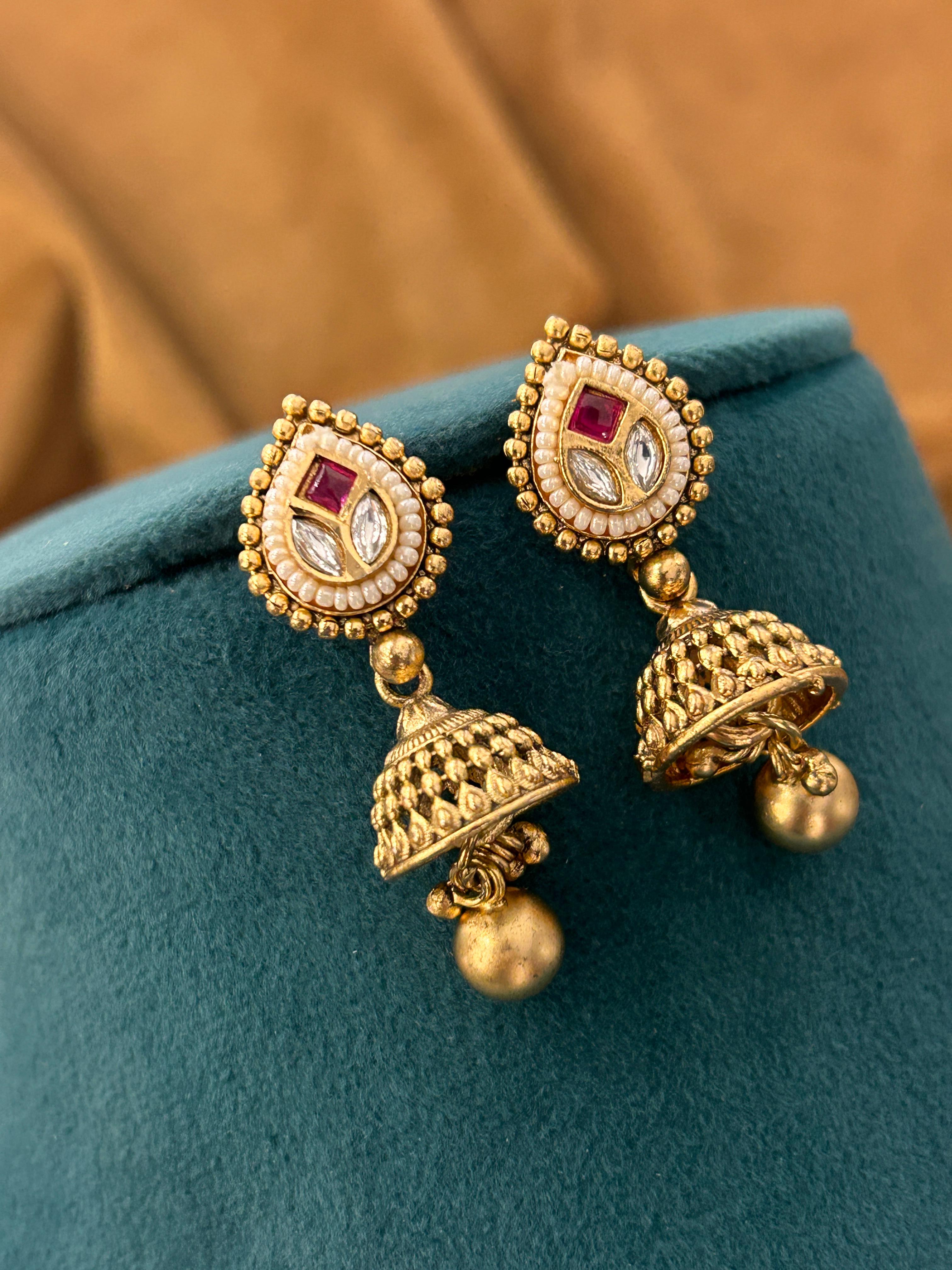 Antique Kundan Choker Set with Jhumka Earrings & Statement Pendant